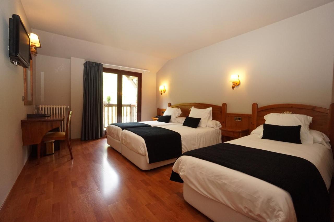 Hotel & Spa Niunit El Serrat Ngoại thất bức ảnh