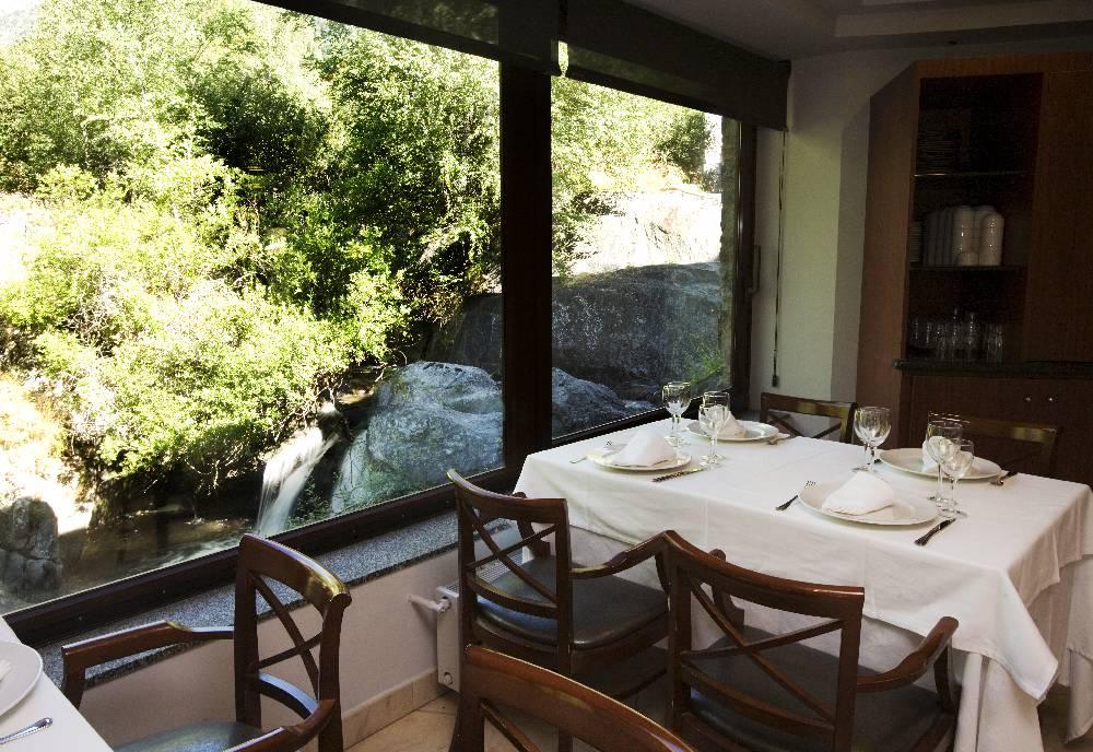 Hotel & Spa Niunit El Serrat Ngoại thất bức ảnh