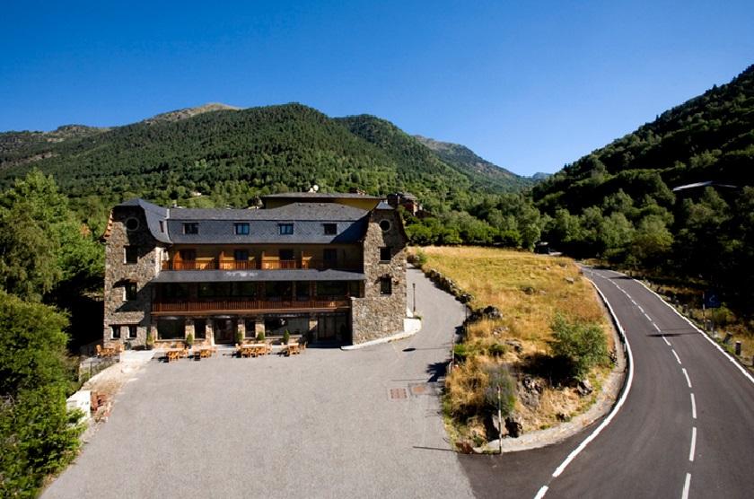 Hotel & Spa Niunit El Serrat Ngoại thất bức ảnh