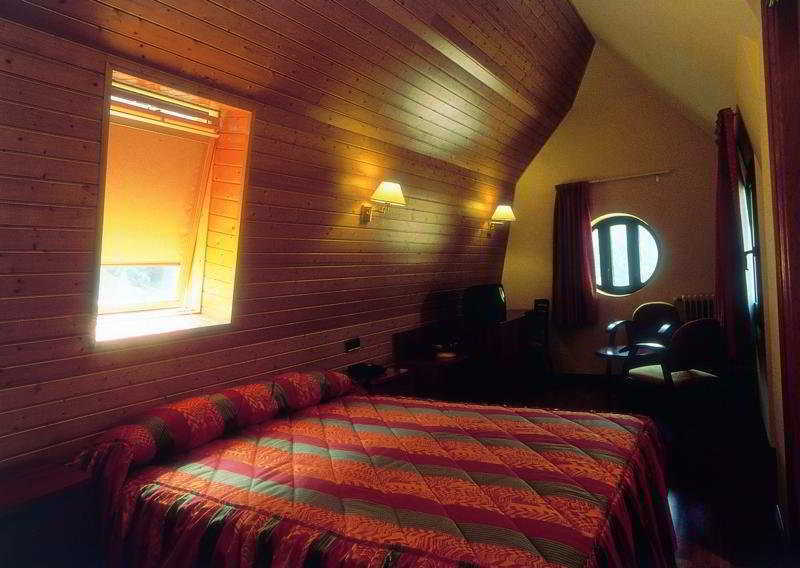 Hotel & Spa Niunit El Serrat Phòng bức ảnh